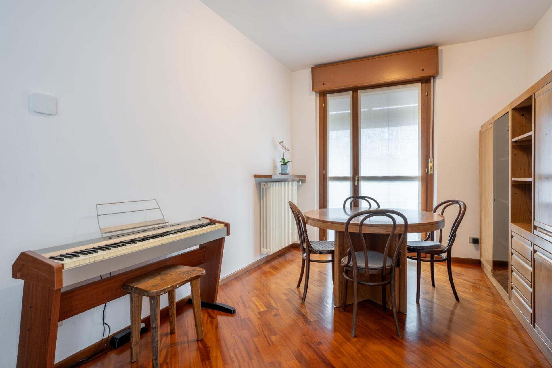 Spacious Bright Apartment Near City Center And Como Lake With Air Conditioning เลคโค ภายนอก รูปภาพ
